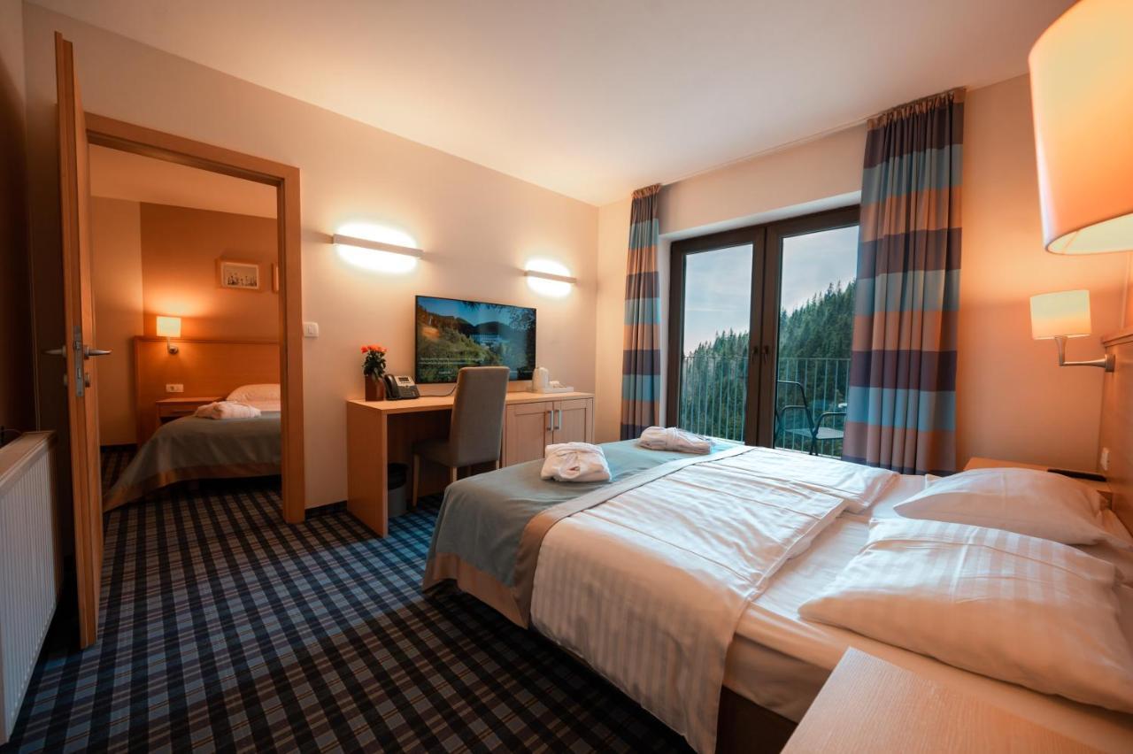 Wellness Hotel Montis Mozirje Exteriör bild