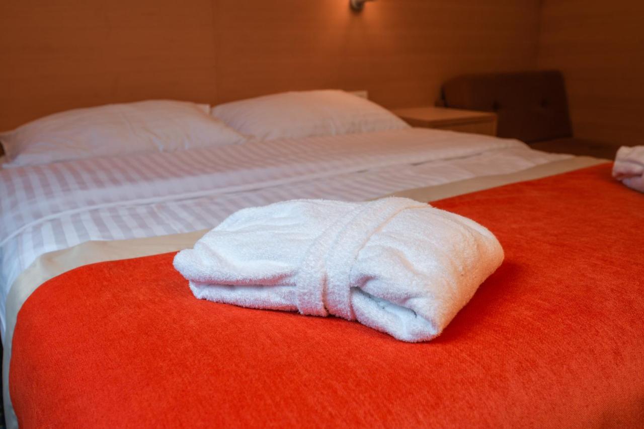 Wellness Hotel Montis Mozirje Exteriör bild